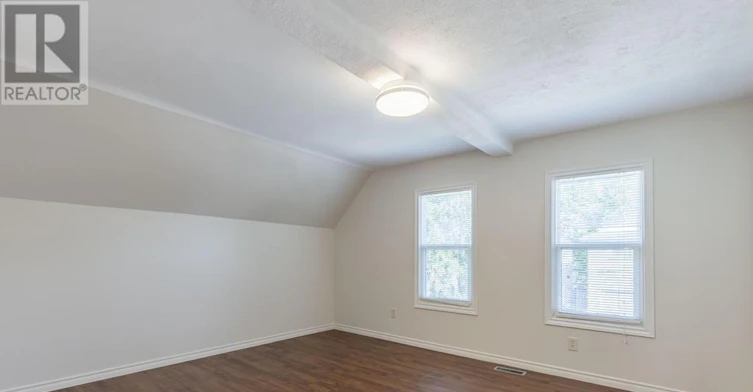 30 Walnut Street, St. Catharines, ON, L2T 1H5 - 15