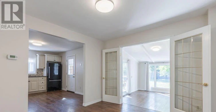 30 Walnut Street, St. Catharines, ON, L2T 1H5 - 11