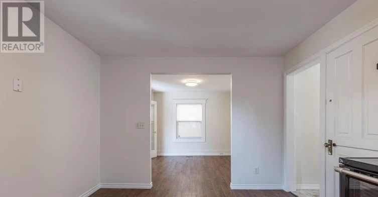30 Walnut Street, St. Catharines, ON, L2T 1H5 - 8
