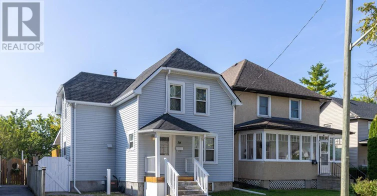 30 Walnut Street, St. Catharines, ON, L2T 1H5 - 2