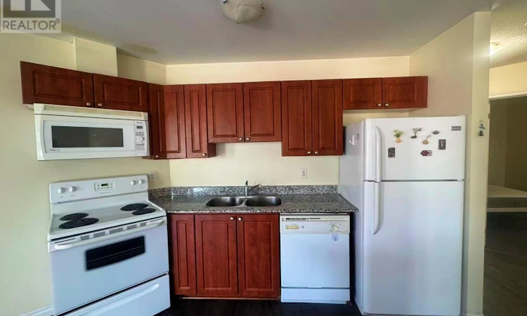 314-135 James Street S