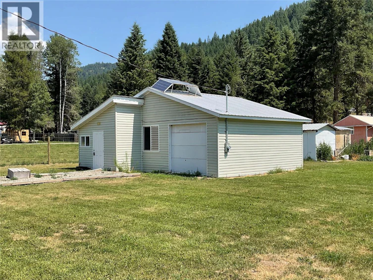 618 N Kimberley Avenue, Greenwood, BC, V0H 1J0 - 2
