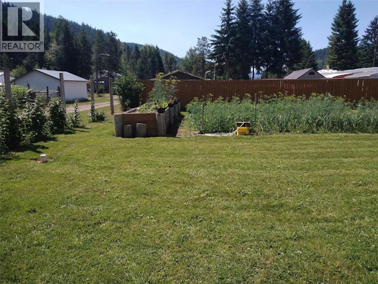 618 N Kimberley Avenue, Greenwood, BC, V0H 1J0 - 8