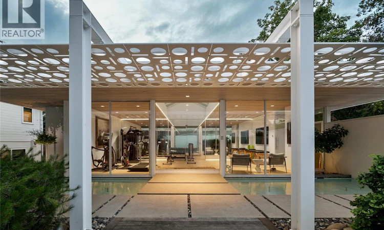 4110 Lakeshore Road