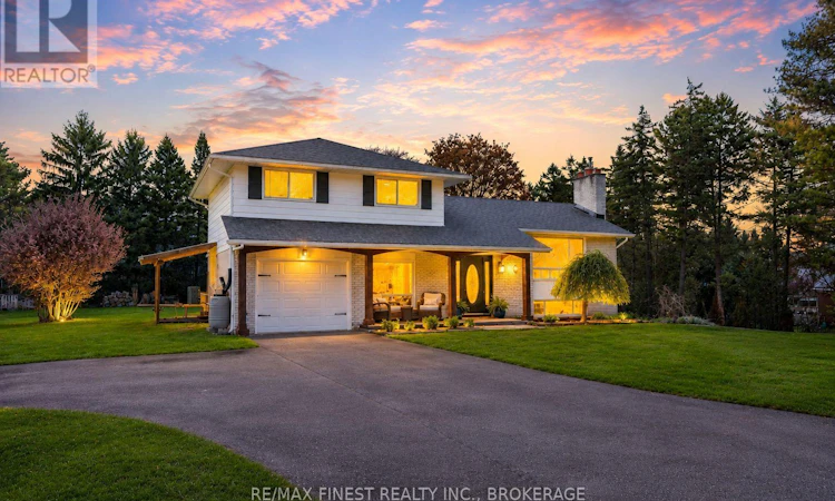207 Meadow Crescent