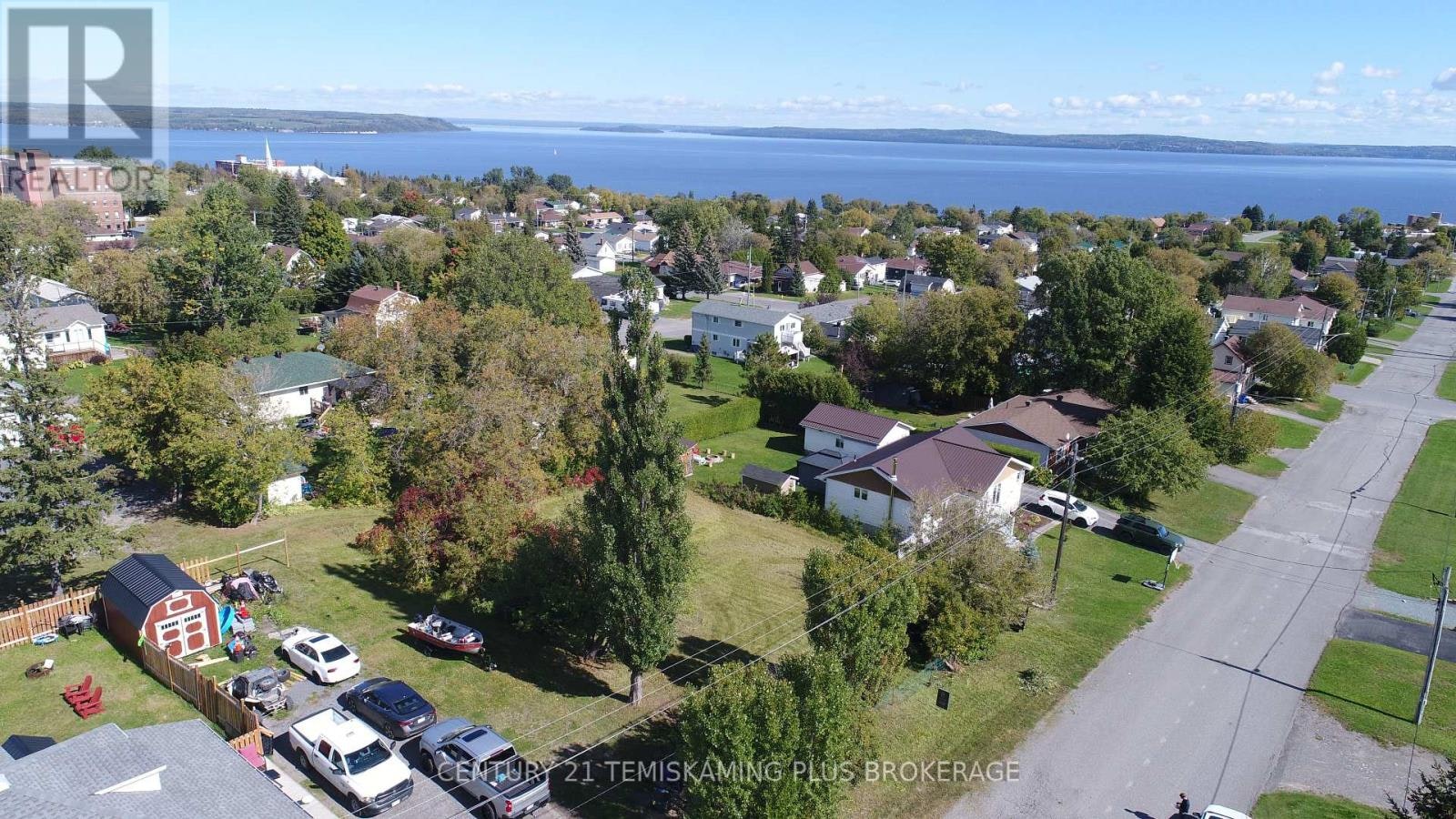 141-142 Algonquin Drive, Temiskaming Shores, ON, P0J 1K0