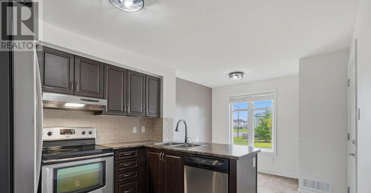 2330 Esprit Drive, Ottawa, ON, K4A 0T5 - 2