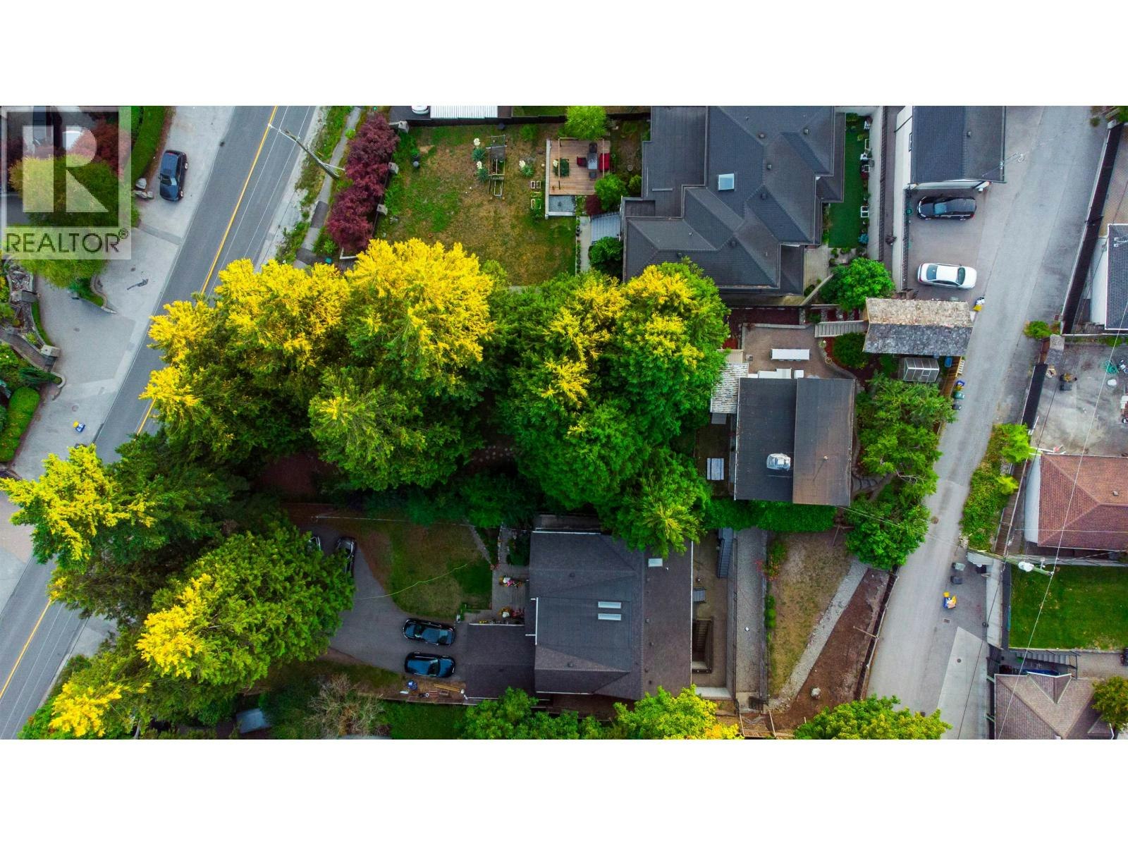 4479 Marine Drive, Burnaby, BC, V5J 3G1 - 39