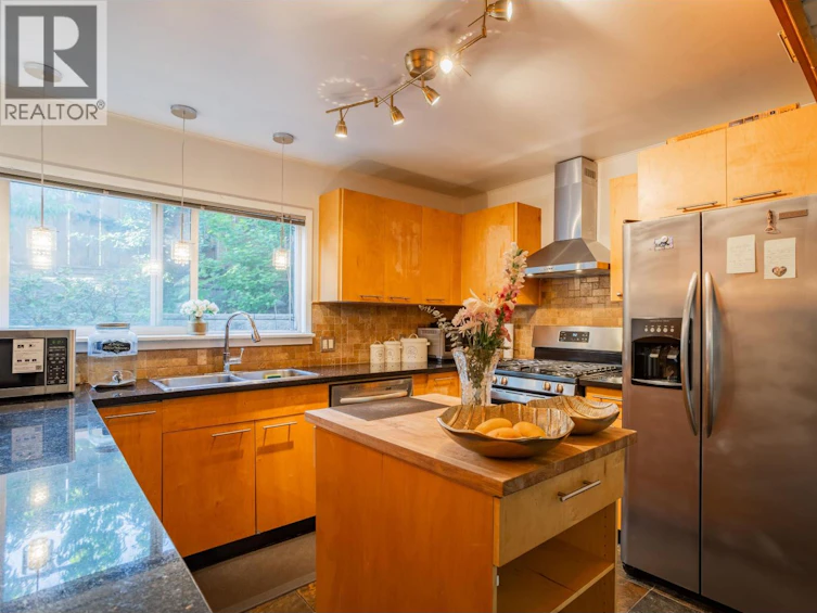 4479 Marine Drive, Burnaby, BC, V5J 3G1 - 12