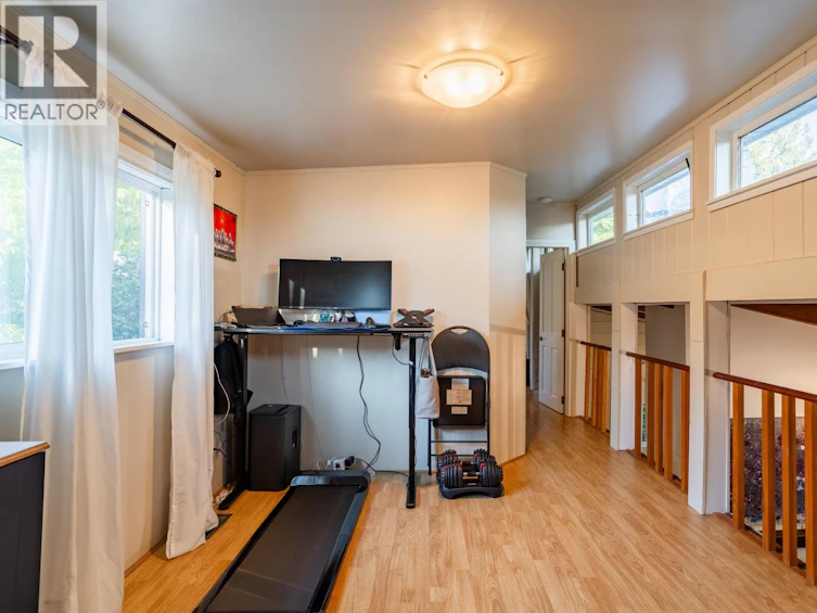 4479 Marine Drive, Burnaby, BC, V5J 3G1 - 18