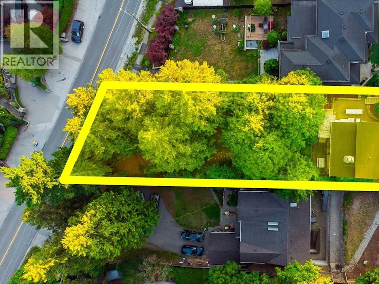 4479 Marine Drive, Burnaby, BC, V5J 3G1 - 2