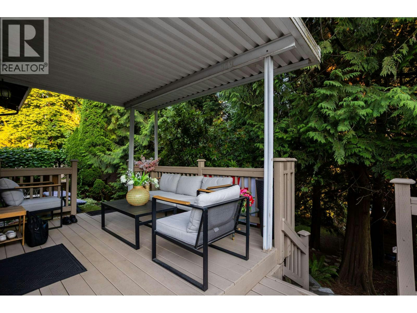4479 Marine Drive, Burnaby, BC, V5J 3G1 - 24