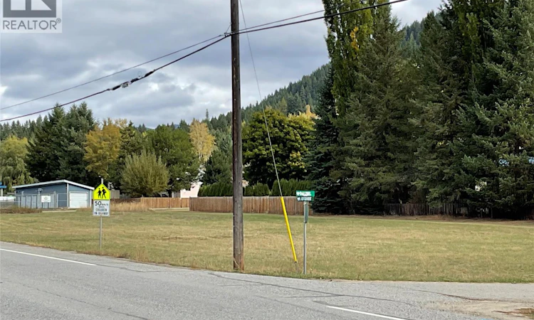 7 N Lots Government Avenue