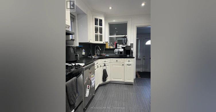 MAIN, 2ND FLOOR-516 Lauder Avenue W, Toronto, ON, M6E 3J4 - 5