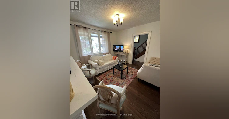 MAIN, 2ND FLOOR-516 Lauder Avenue W, Toronto, ON, M6E 3J4 - 3