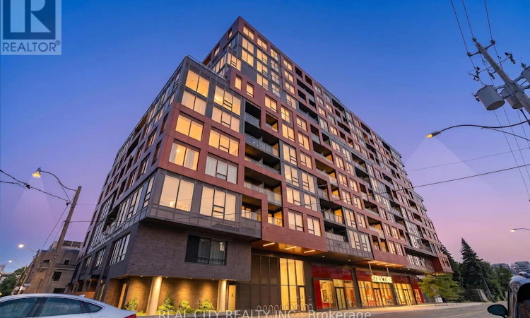 TH114-28 Eastern Avenue