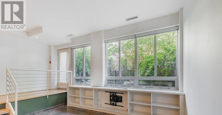 3-33 Price Street, Toronto, ON, M4W 1Z1 - 14