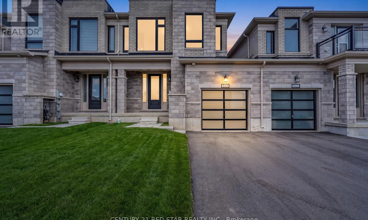 844 Sobeski Avenue
