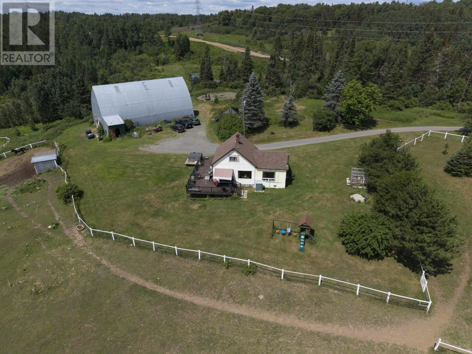 2099 Gus Wuori Road, Wiggins Township, ON, P0T 1X0