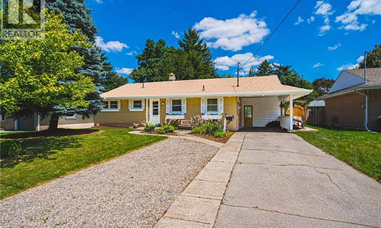 15 Dale Avenue
