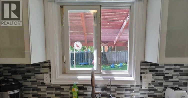 Upper-96 Larch Street, Hamilton, ON, L8T 4P3 - 15
