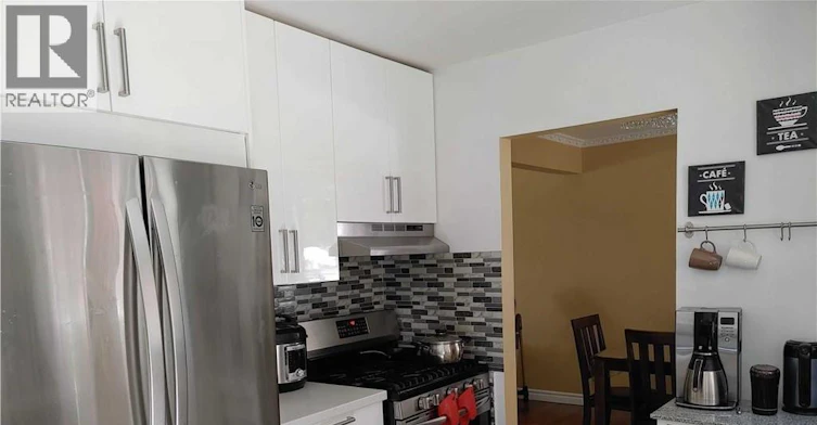 Upper-96 Larch Street, Hamilton, ON, L8T 4P3 - 14