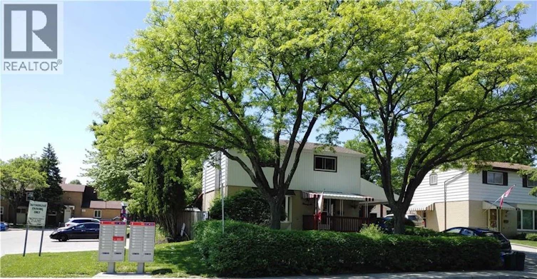 Upper-96 Larch Street, Hamilton, ON, L8T 4P3 - 2