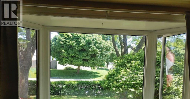 Upper-96 Larch Street, Hamilton, ON, L8T 4P3 - 12