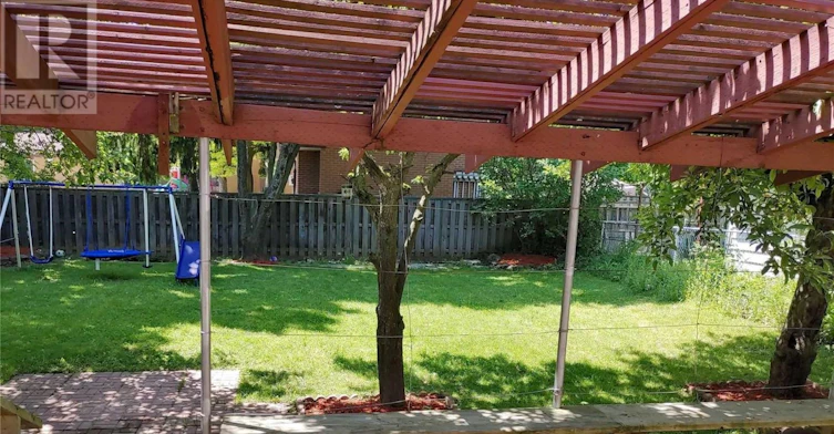UPPER-96 Larch Street, Hamilton, ON, L8T 4P3 - 16