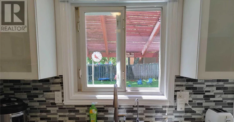 UPPER-96 Larch Street, Hamilton, ON, L8T 4P3 - 15