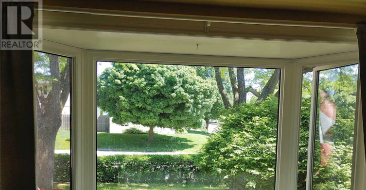 UPPER-96 Larch Street, Hamilton, ON, L8T 4P3 - 12