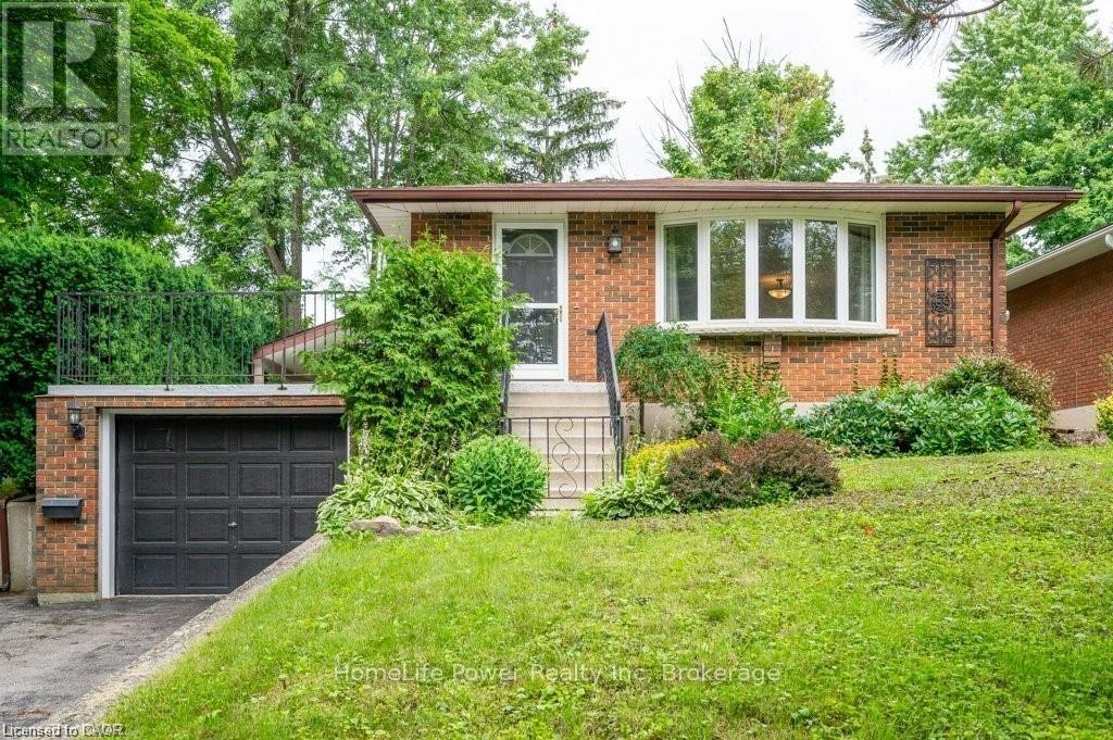 B-573 Glen Manor Boulevard, Waterloo, ON, N2L 4T7