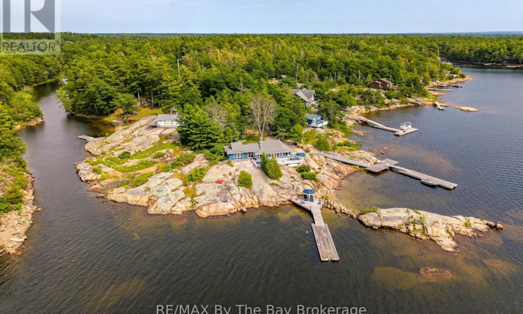 6686 Island 1040/Little Beausoleil Island