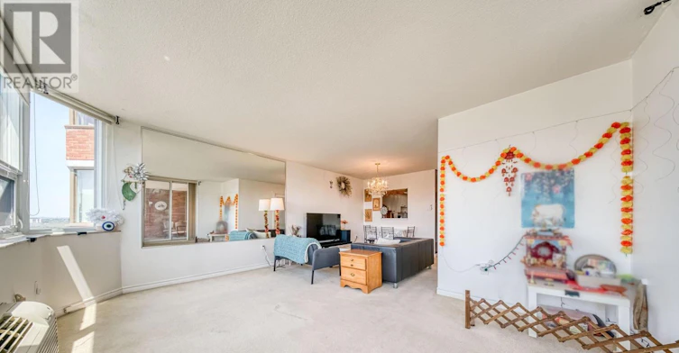 1802-121 Ling Road, Toronto, ON, M1E 4Y2 - 17