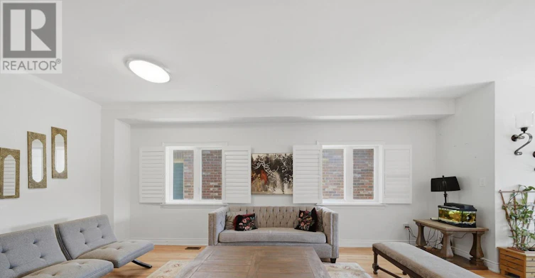 294 Miller Park Avenue, Bradford West Gwillimbury, ON, L3Z 0Y1 - 7