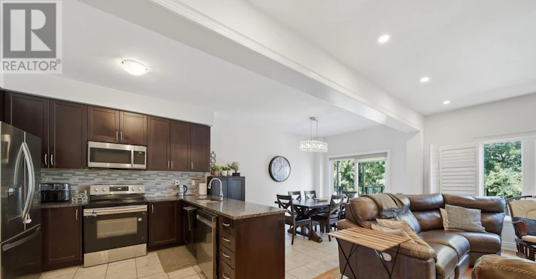 294 Miller Park Avenue, Bradford West Gwillimbury, ON, L3Z 0Y1 - 10