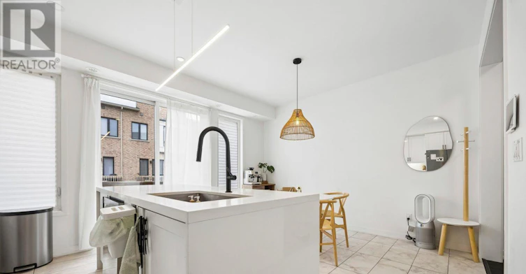 192 Salterton Circle, Vaughan, ON, L6A 4Z2 - 12