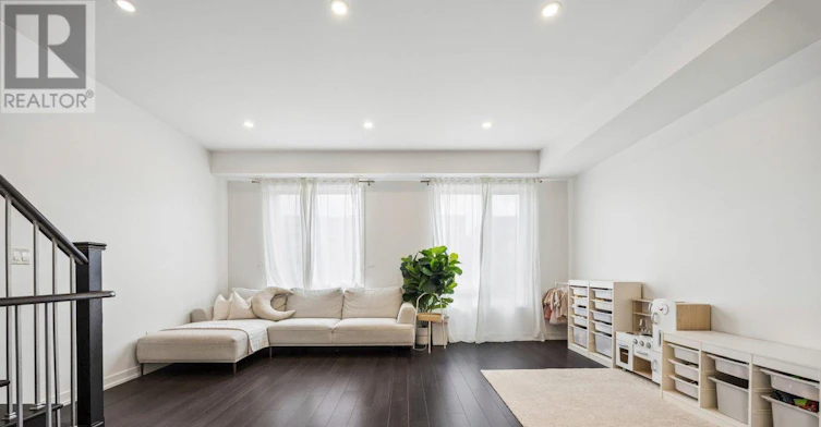 192 Salterton Circle, Vaughan, ON, L6A 4Z2 - 10