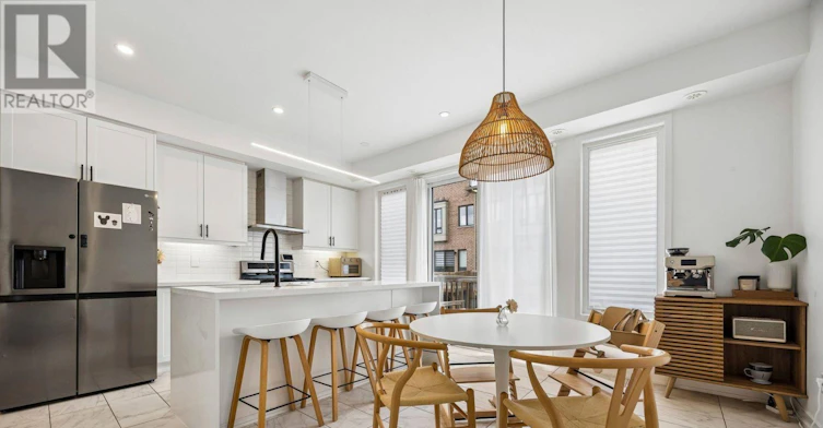 192 Salterton Circle, Vaughan, ON, L6A 4Z2 - 17
