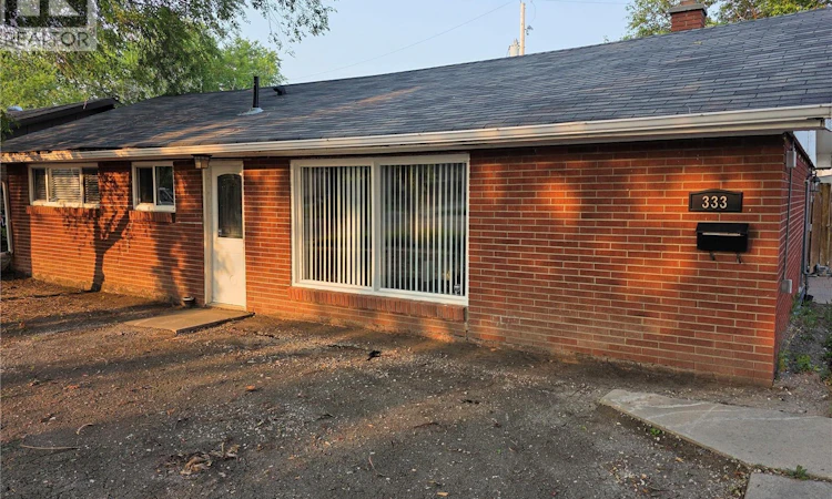 333 Elphinstone Street