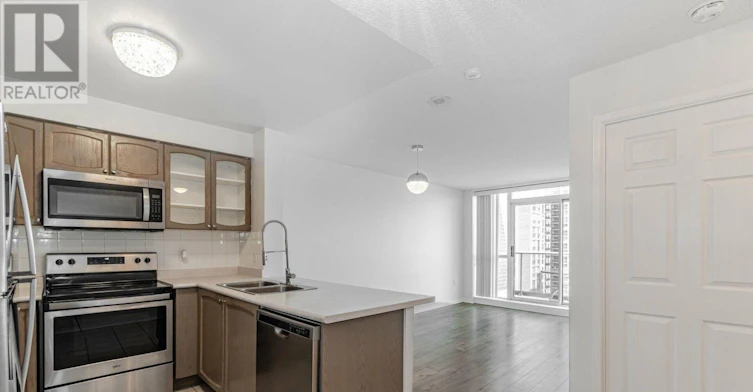 PH14-11 Michael Power Place, Toronto, ON, M9A 5G3 - 5