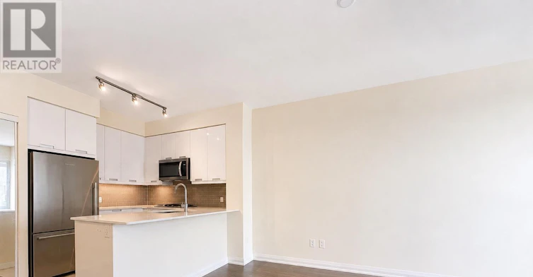 1711-35 Watergarden Drive, Mississauga, ON, L5R 0G8 - 9
