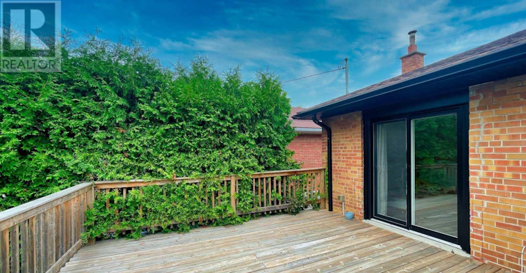 42 Sellmar Road, Toronto, ON, M9P 3E6 - 28