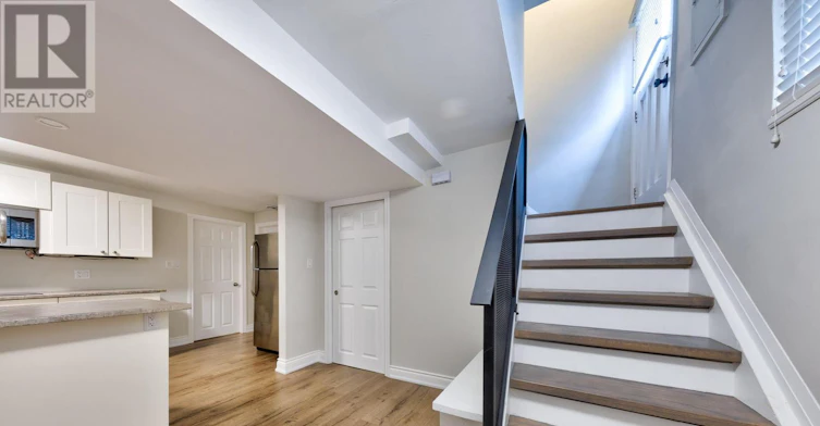 42 Sellmar Road, Toronto, ON, M9P 3E6 - 17