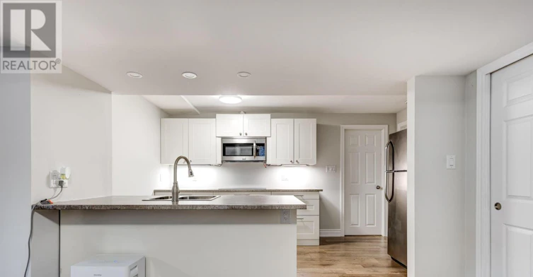 42 Sellmar Road, Toronto, ON, M9P 3E6 - 22