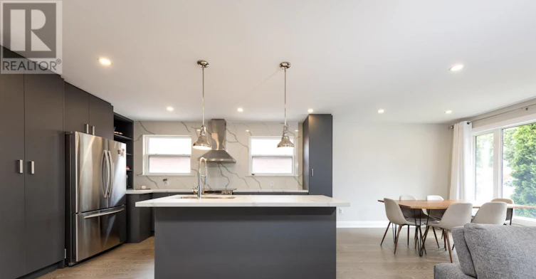42 Sellmar Road, Toronto, ON, M9P 3E6 - 9