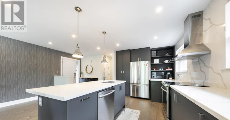 42 Sellmar Road, Toronto, ON, M9P 3E6 - 10