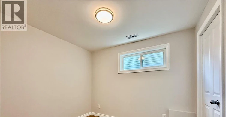 568 Woolgrass Avenue, Waterloo, ON, N2V 2Y2 - 11