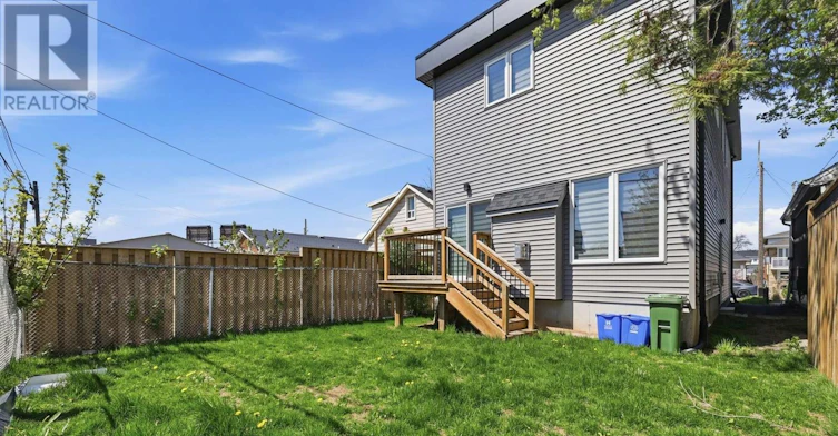 37 Delena Avenue S, Hamilton, ON, L9H 1B7 - 33