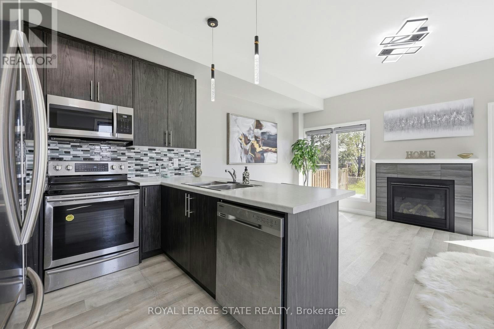 37 Delena Avenue S, Hamilton, ON, L9H 1B7 - 13